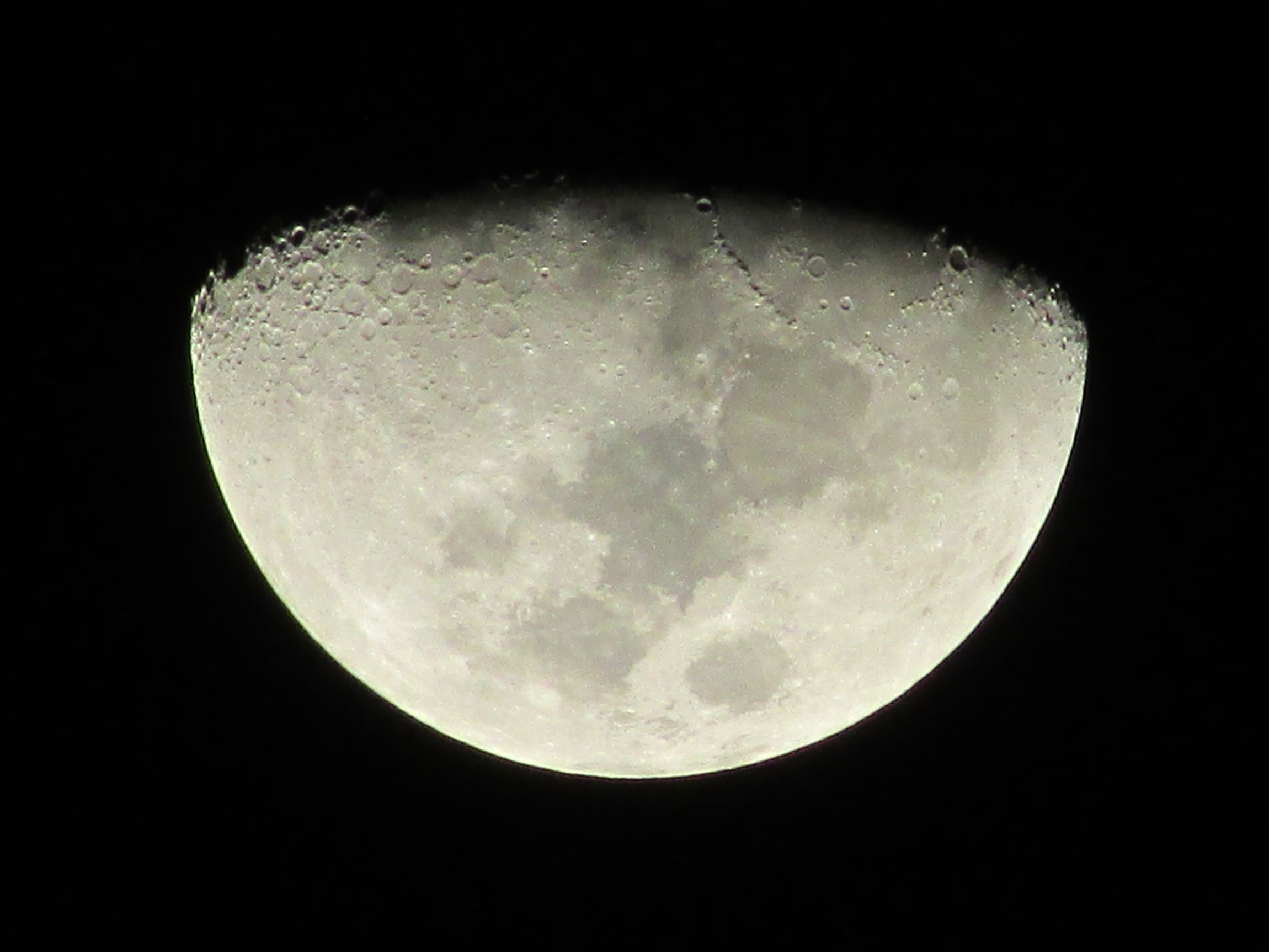 Mond am 29.03.2015
